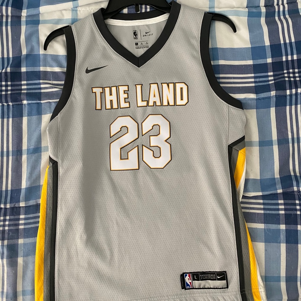 LeBron James Cleveland Cavaliers  Jersey